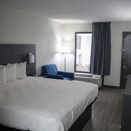 Clarion Pointe Statesville Ngoại thất bức ảnh